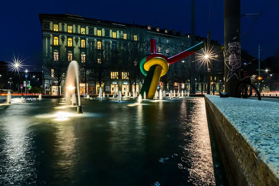 Claes Oldenburg Skulptur2