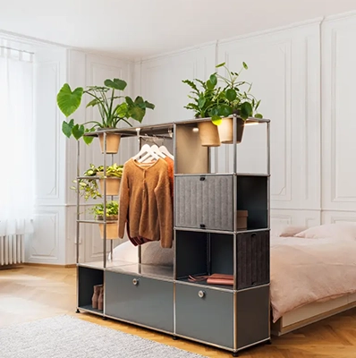 USM Haller Regal als Trennwand