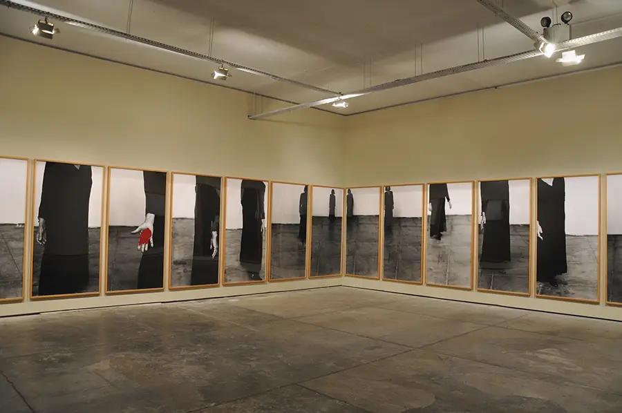 Helena Almeida Ausstellung in Lissabon