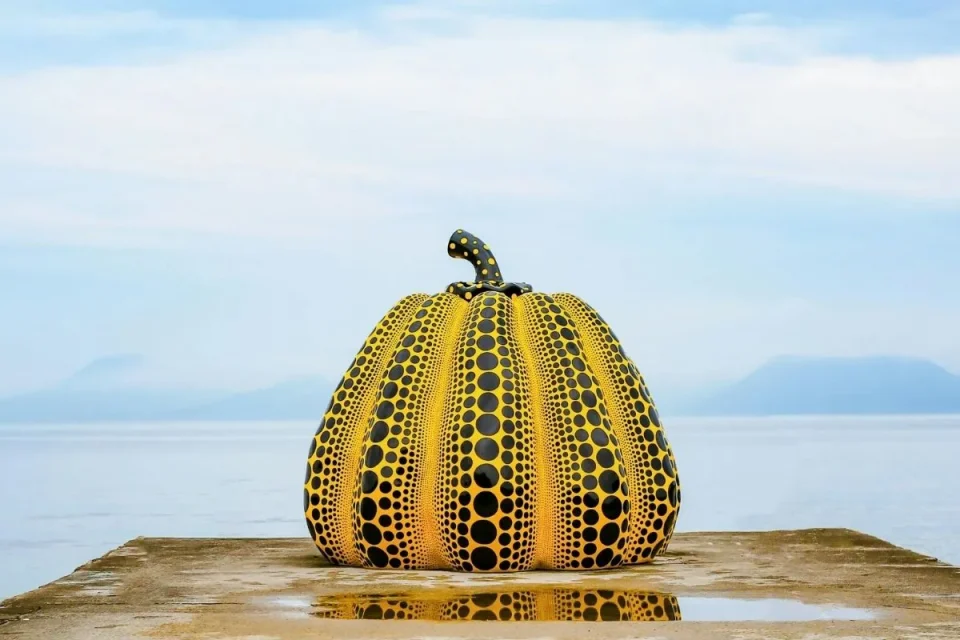 Yayoi Kusama Pumpkin